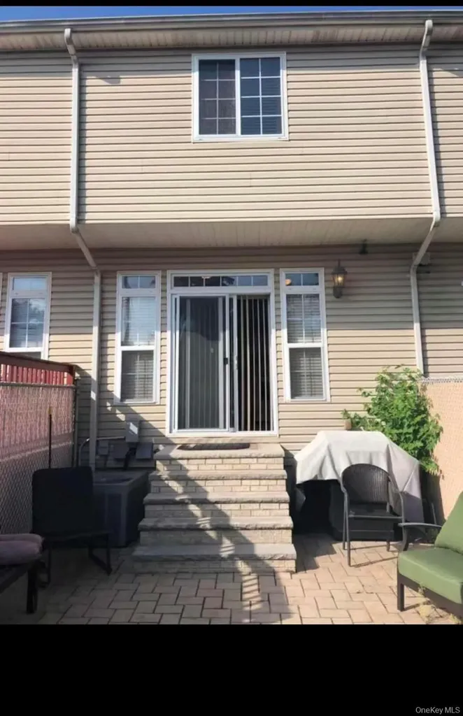 24 Merrill Avenue Staten Island NY 10314