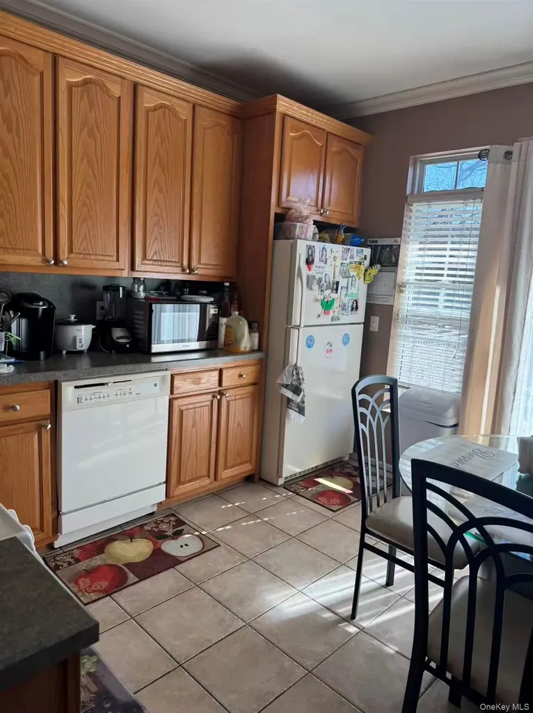 24 Merrill Avenue Staten Island NY 10314