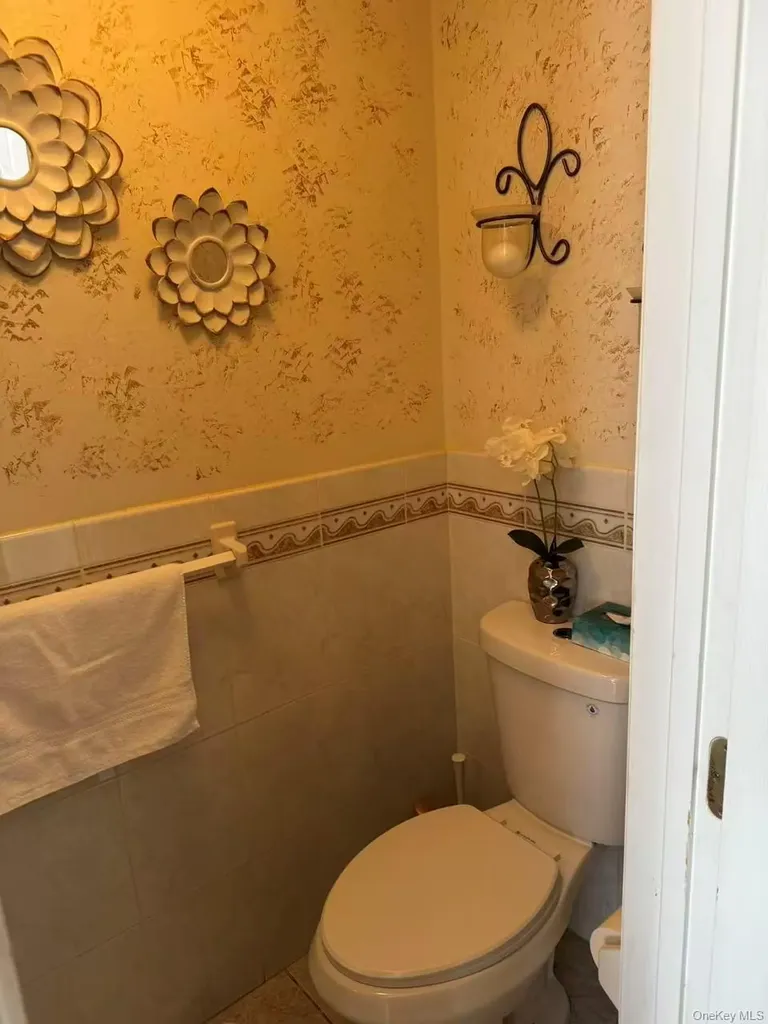 24 Merrill Avenue Staten Island NY 10314