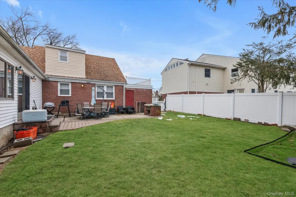 227 Concord Avenue West Hempstead NY 11552