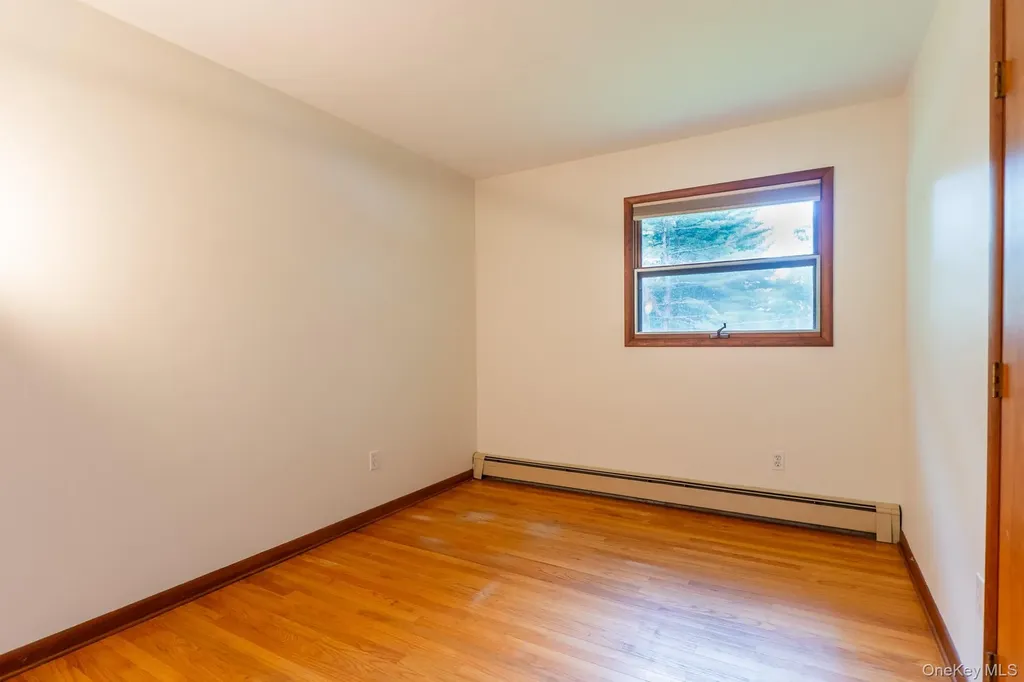 41 Mountain Drive Pleasant Valley NY 12569