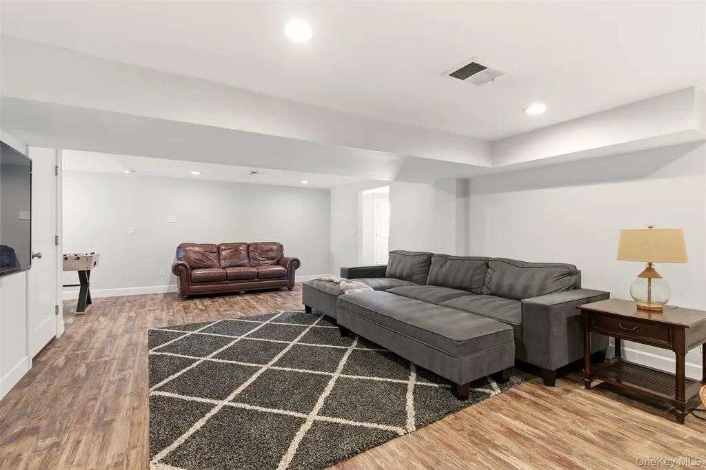 1 Beach Hill Drive Northport NY 11768