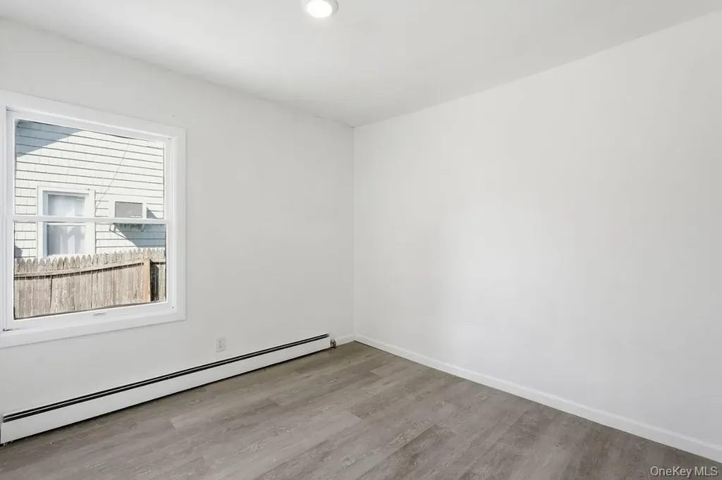 173 Ferndale Boulevard Islip NY 11751