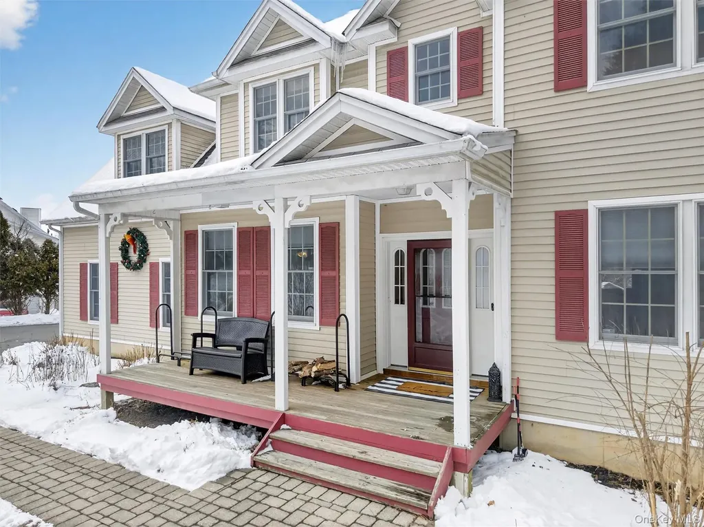 72 Coppergate Lane Warwick NY 10990
