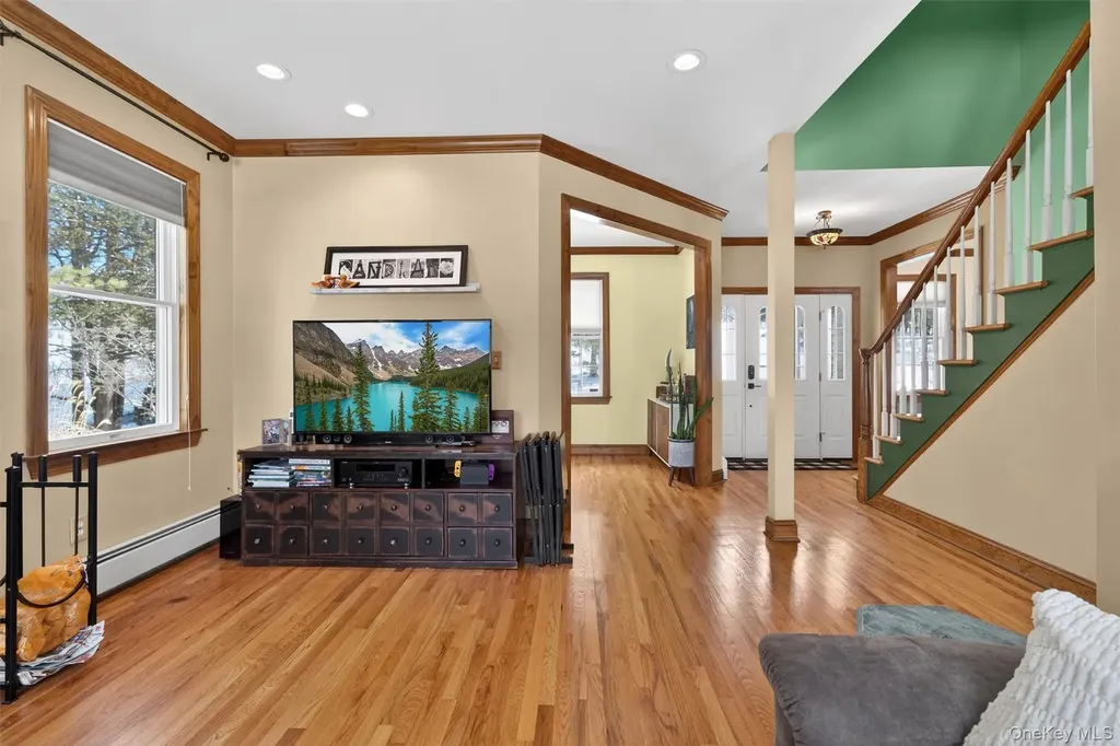 72 Coppergate Lane Warwick NY 10990