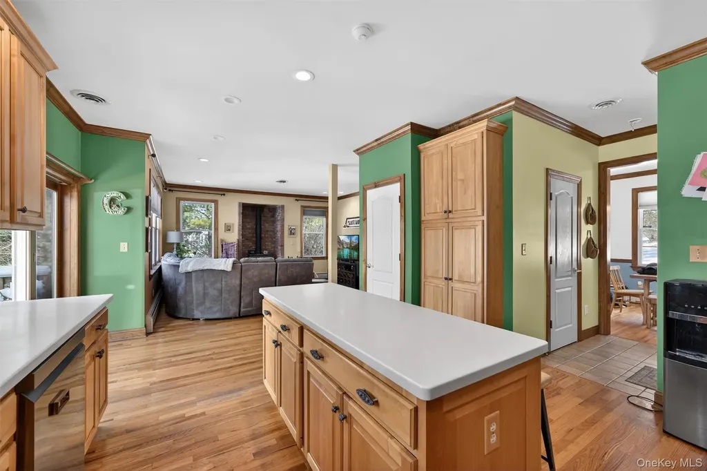 72 Coppergate Lane Warwick NY 10990