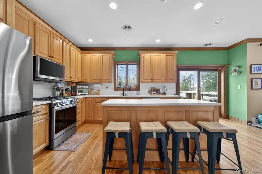 72 Coppergate Lane Warwick NY 10990