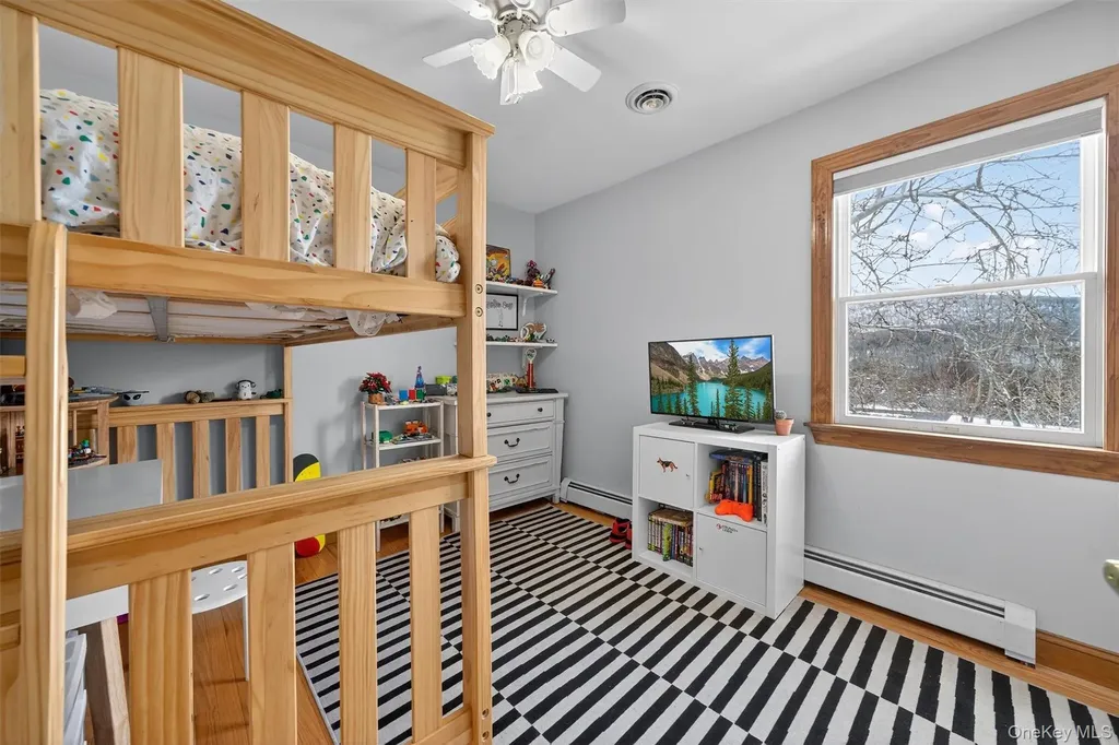 72 Coppergate Lane Warwick NY 10990