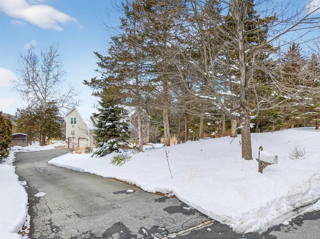 72 Coppergate Lane Warwick NY 10990