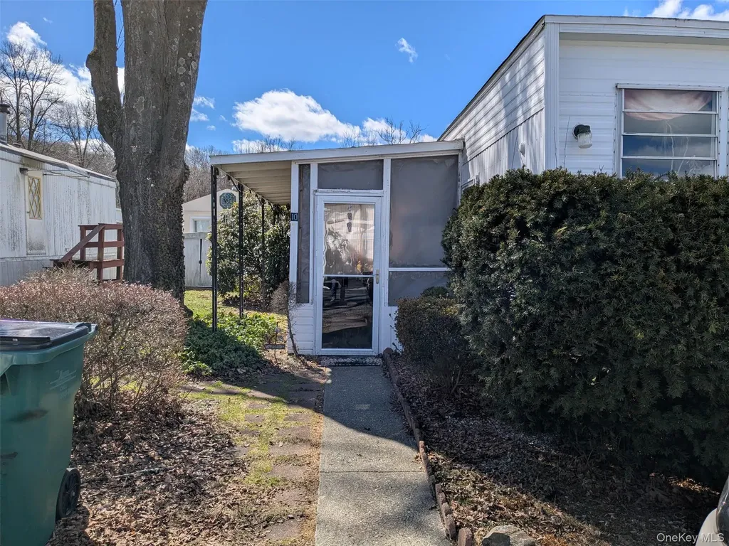 10 Treeline Circle Cold Spring NY 10516