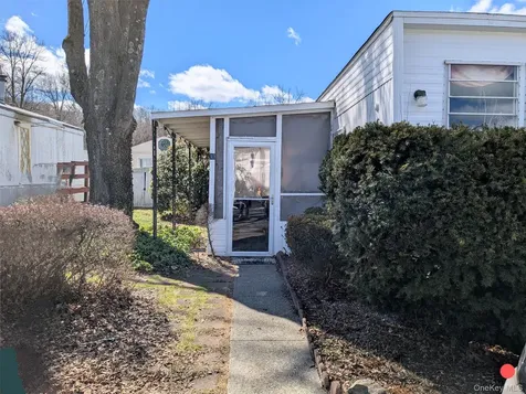 10 Treeline Circle Cold Spring NY 10516