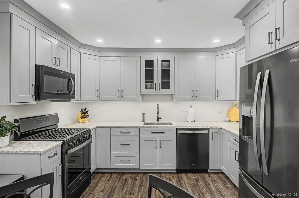 168 Gothic Circle Manorville NY 11949