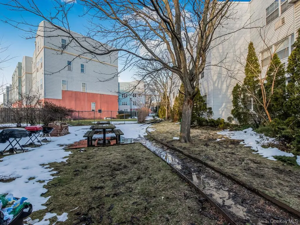 121 Sunset Boulevard Bronx NY 10473