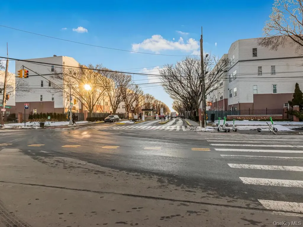 121 Sunset Boulevard Bronx NY 10473