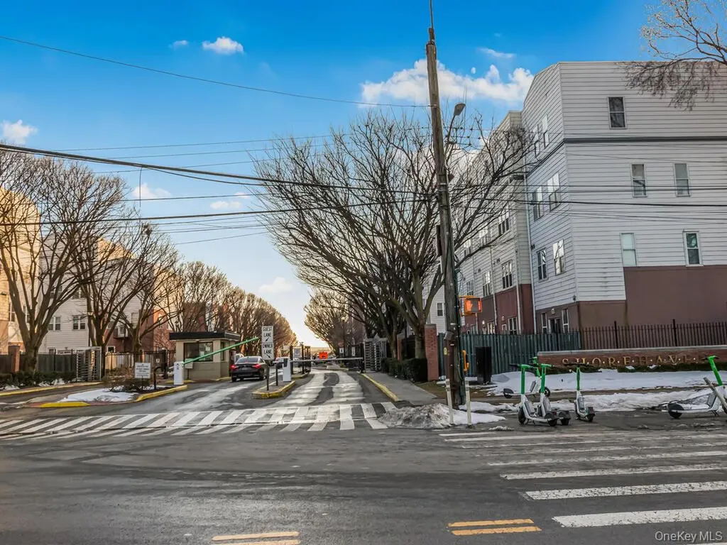 121 Sunset Boulevard Bronx NY 10473