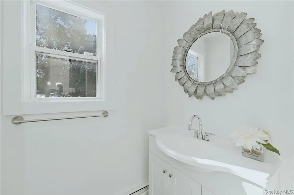 4 Lawrence Place Pelham NY 10803