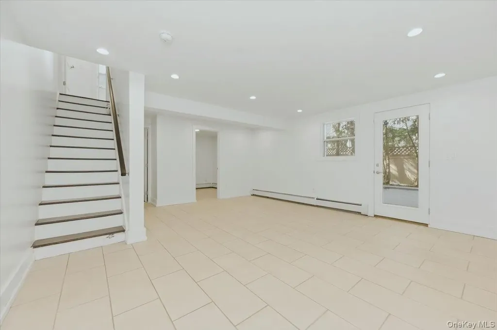4 Lawrence Place Pelham NY 10803