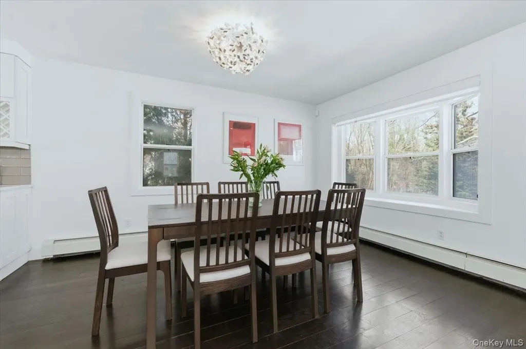 4 Lawrence Place Pelham NY 10803