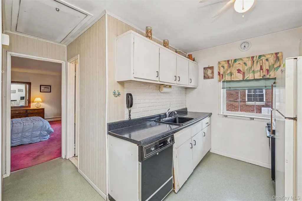 2537 Jerusalem Avenue North Bellmore NY 11710