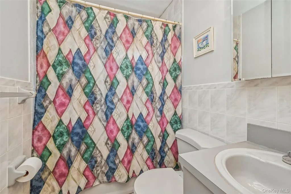 2537 Jerusalem Avenue North Bellmore NY 11710