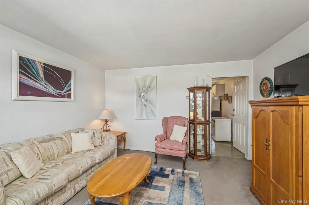 2537 Jerusalem Avenue North Bellmore NY 11710