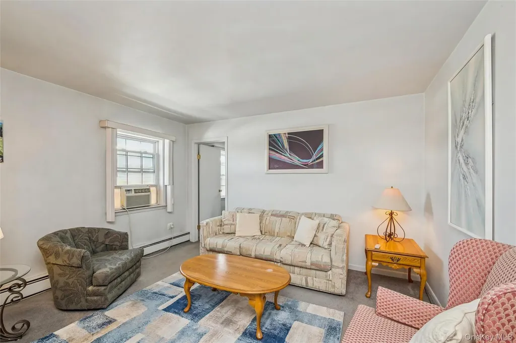 2537 Jerusalem Avenue North Bellmore NY 11710