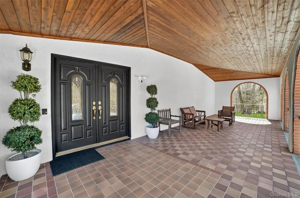 7 Fairgreen Court Cortlandt Manor NY 10567
