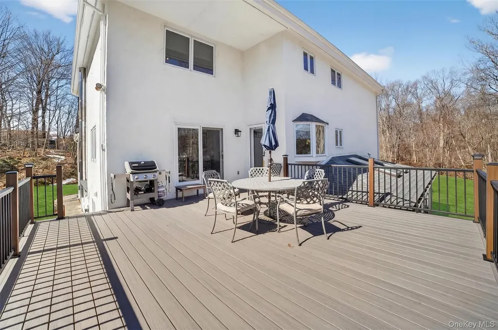 7 Fairgreen Court Cortlandt Manor NY 10567