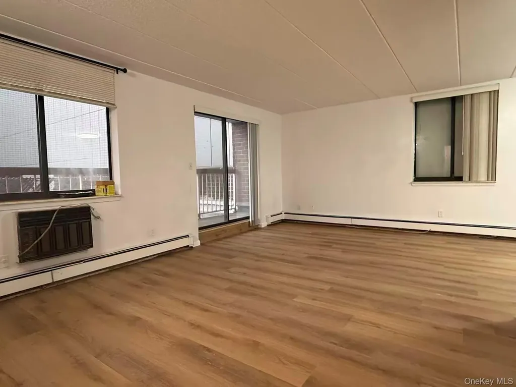 136-24 Maple Avenue Flushing NY 11355