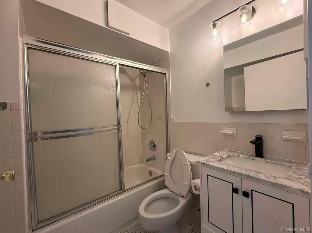 136-24 Maple Avenue Flushing NY 11355
