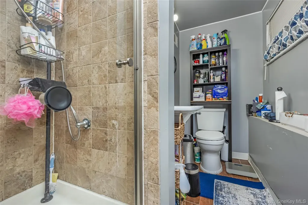 35 Crossway Drive Deer Park NY 11729