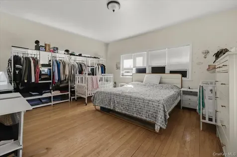1727 Victor Street Bronx NY 10462