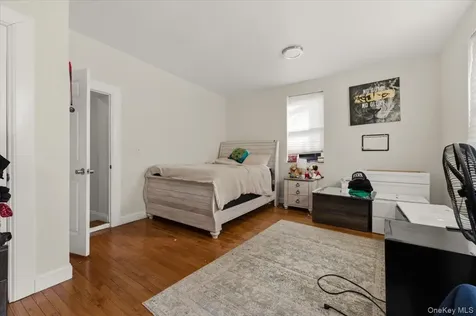 1727 Victor Street Bronx NY 10462