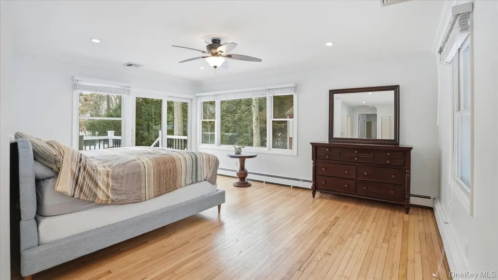 3 Robins Nest Lane Hampton Bays NY 11946