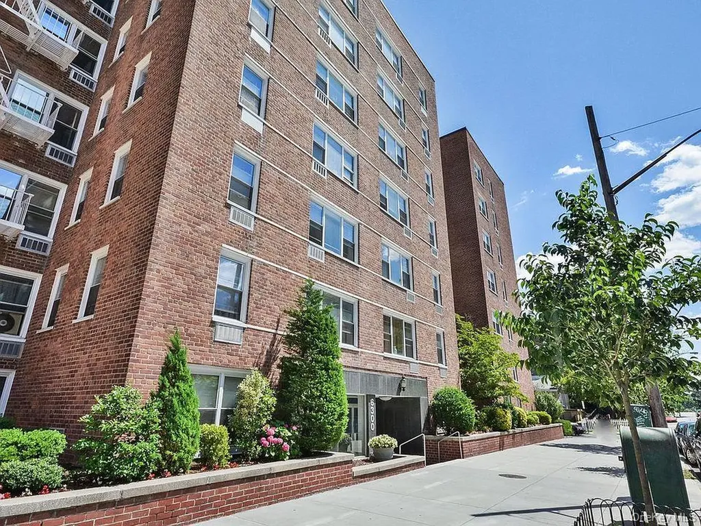 6300 Riverdale Avenue Bronx NY 10471