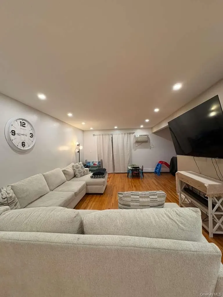 4 Charles Lane Pomona NY 10970