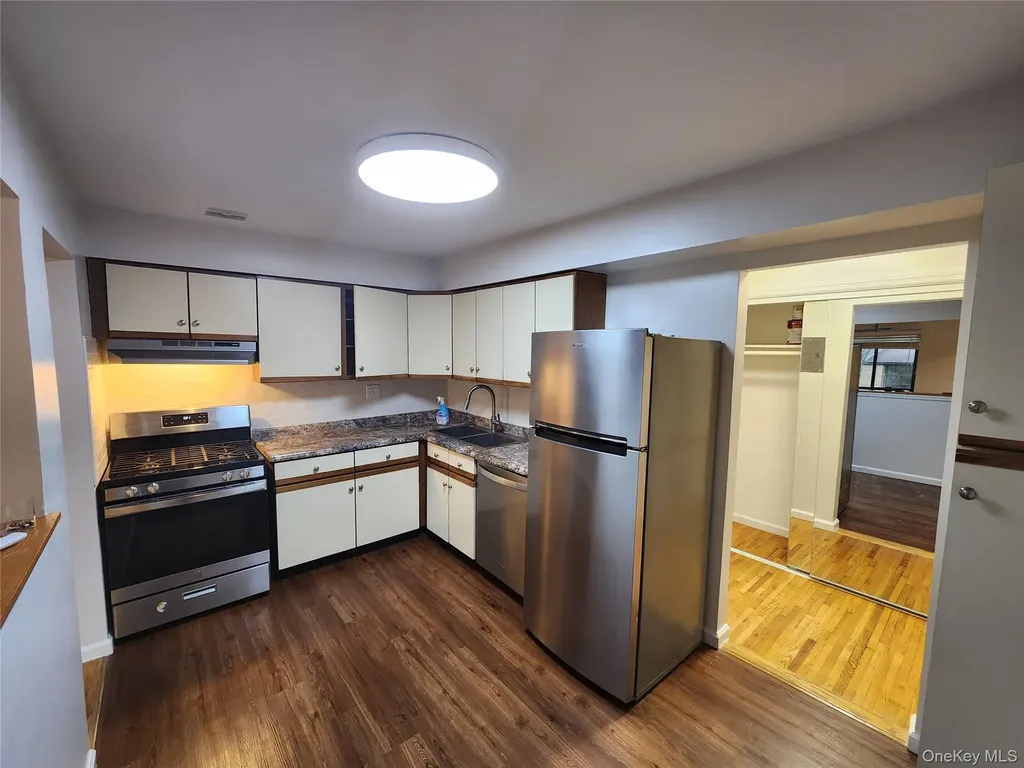 4 Charles Lane Pomona NY 10970