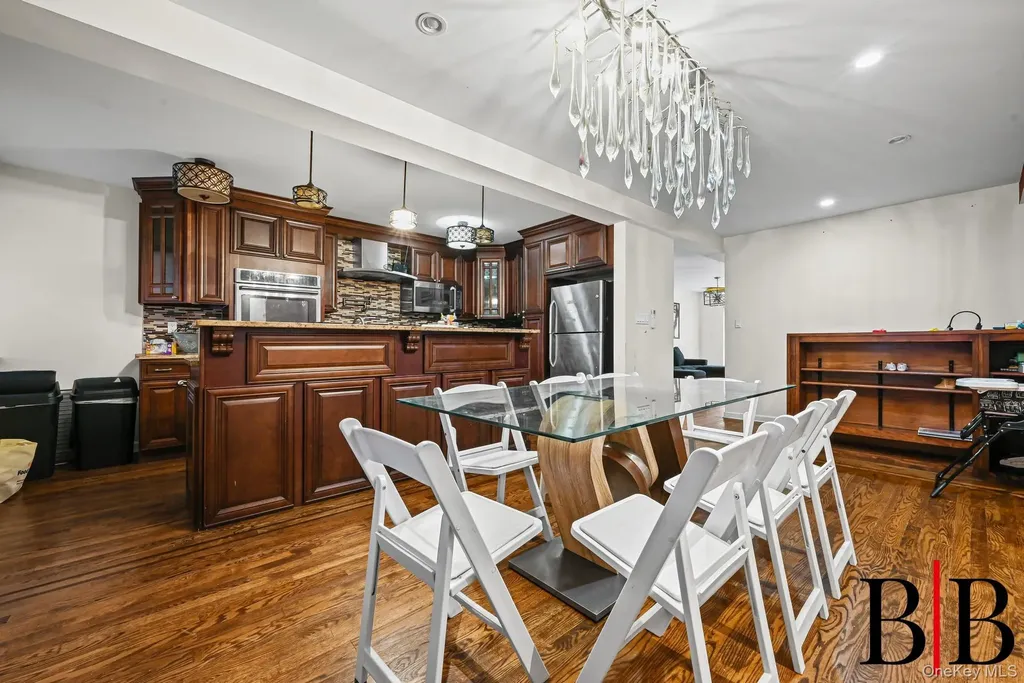 2044 E 60 Street Brooklyn NY 11234
