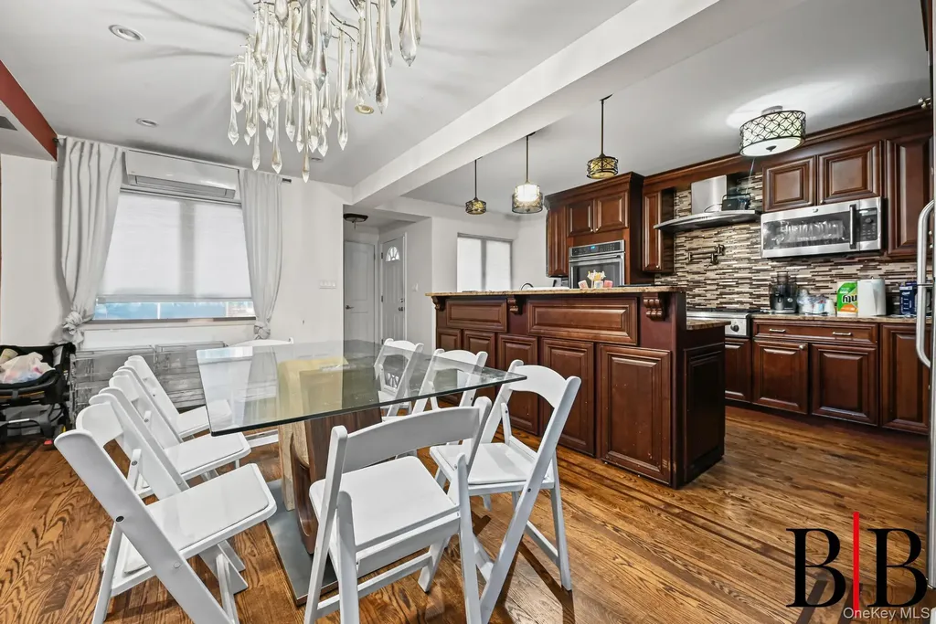 2044 E 60 Street Brooklyn NY 11234
