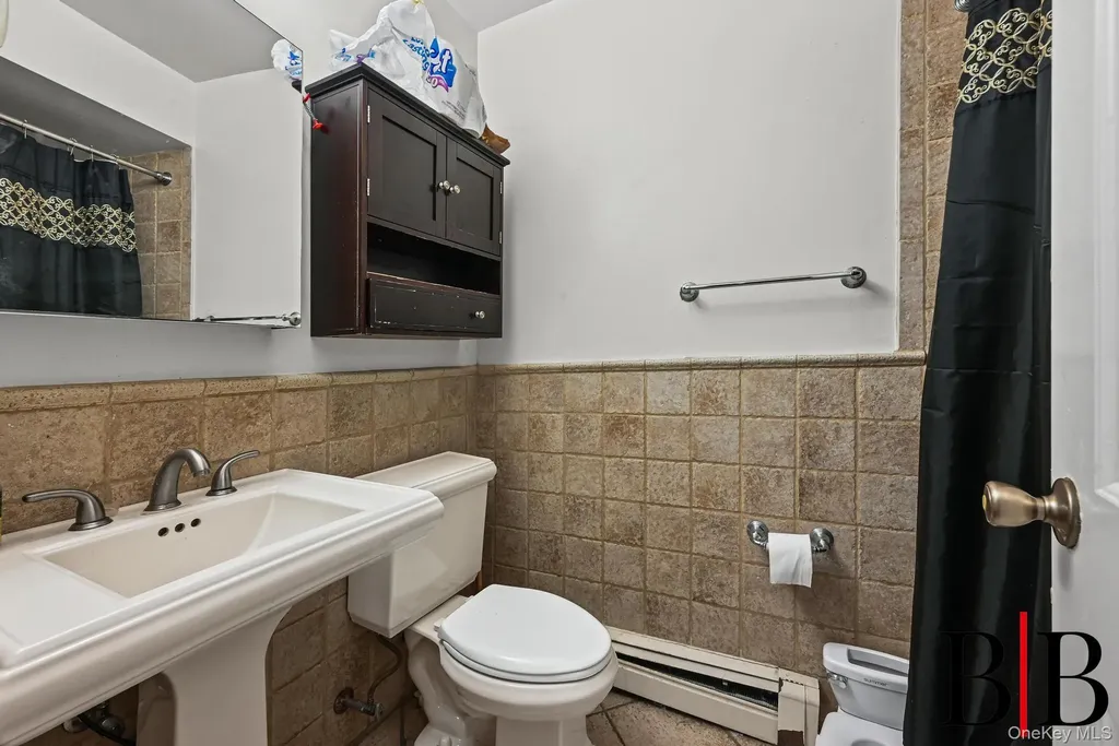 2044 E 60 Street Brooklyn NY 11234