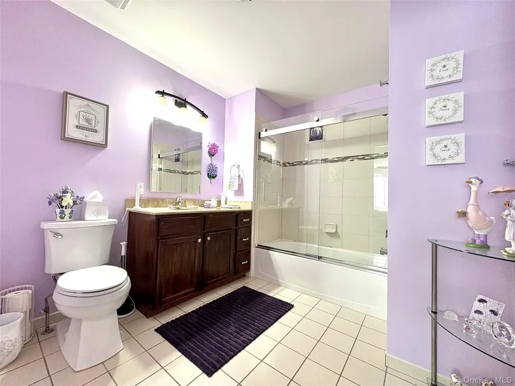 11 Hunter Drive Central Islip NY 11722