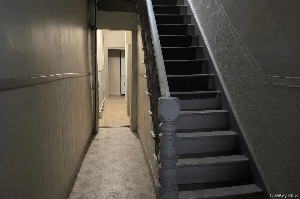 5755 58th Street Maspeth NY 11378