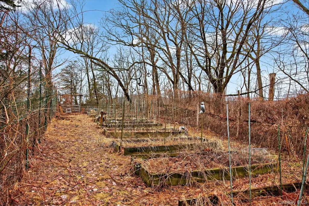 2791 Route 9 Cold Spring NY 10516