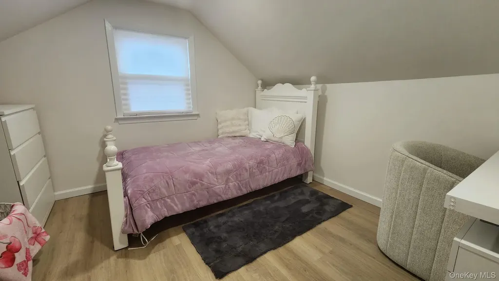 46 W Clearwater Road Lindenhurst NY 11757
