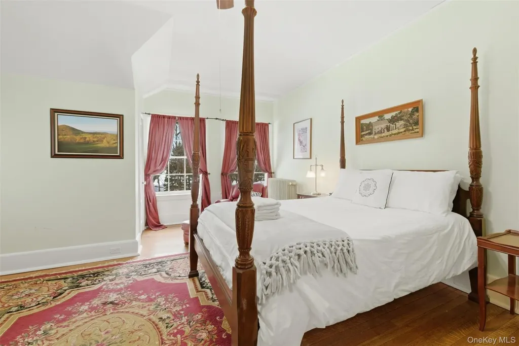 5 Trinity Place Cornwall NY 12518