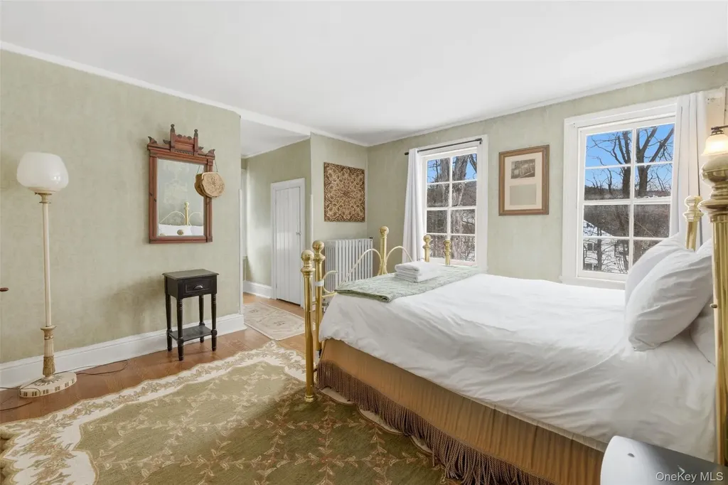 5 Trinity Place Cornwall NY 12518