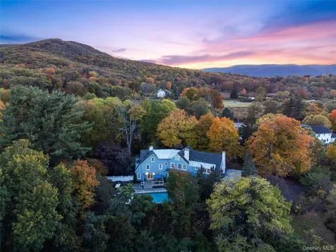 5 Trinity Place Cornwall NY 12518