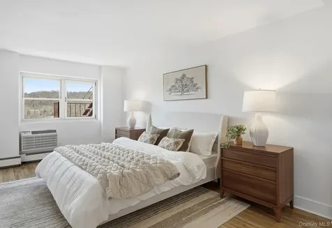 80 E Hartsdale Avenue Hartsdale NY 10530