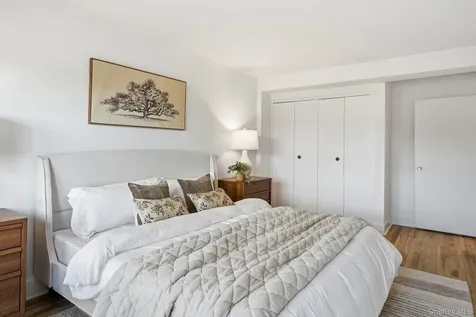 80 E Hartsdale Avenue Hartsdale NY 10530