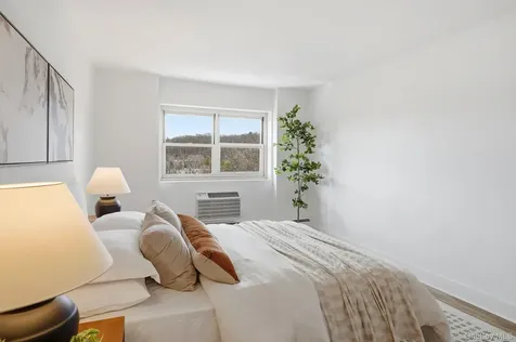 80 E Hartsdale Avenue Hartsdale NY 10530